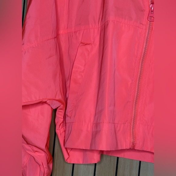 Zara Cropped Wind Breaker w/hoodie small - Picture 4 of 10